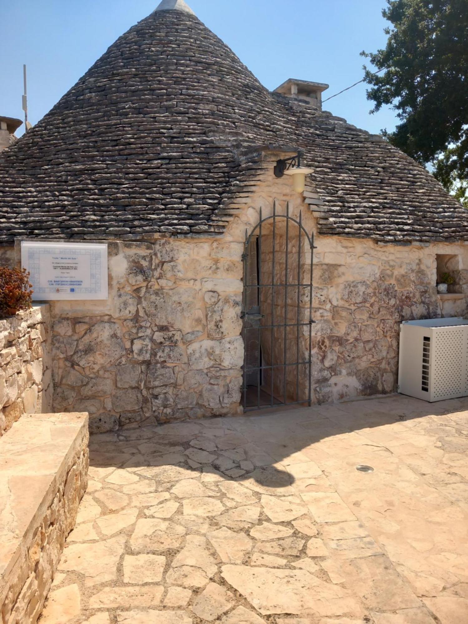 منزل الضيف ألبيروبيللو  في Trullo Monte Del Sale المظهر الخارجي الصورة