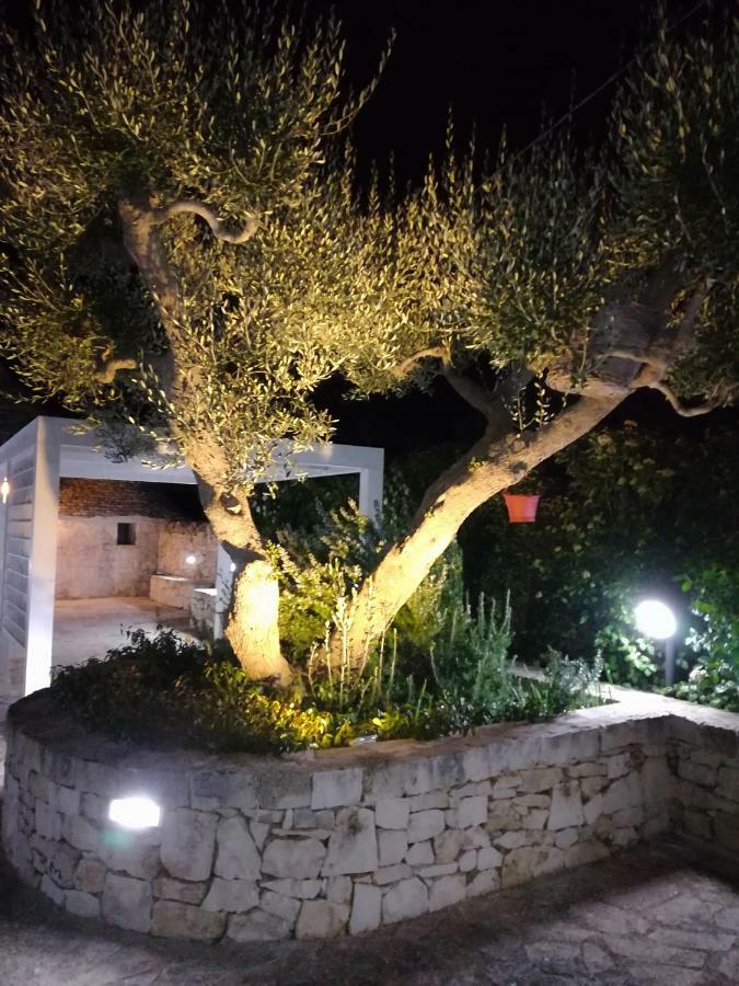 منزل الضيف ألبيروبيللو  في Trullo Monte Del Sale المظهر الخارجي الصورة